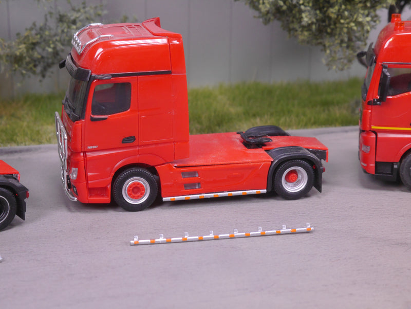 EM643 1:87 Bausatz 12x Lowbar mit Begrenzungsleuchten